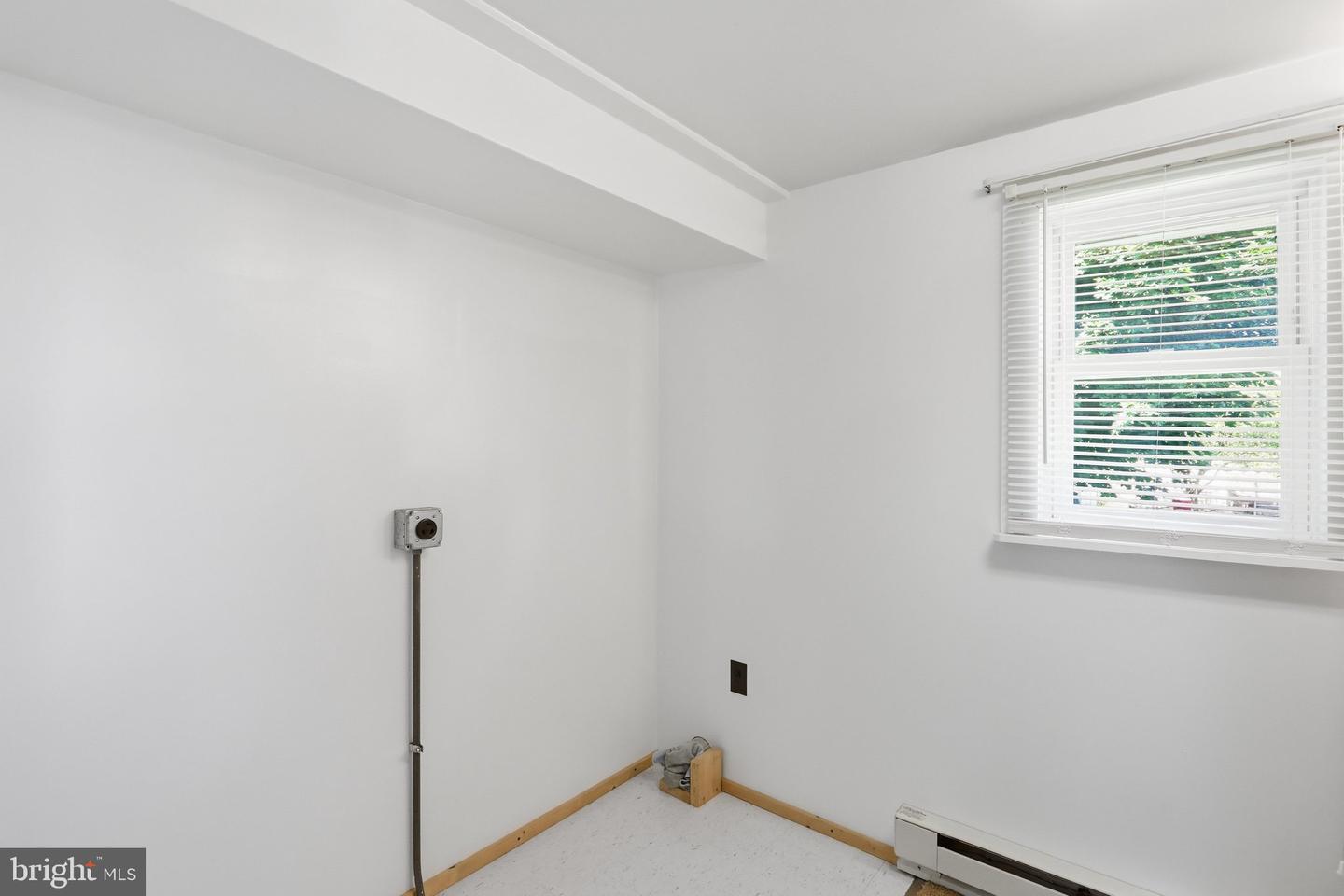 329 E Garfield Street Property Photo 27