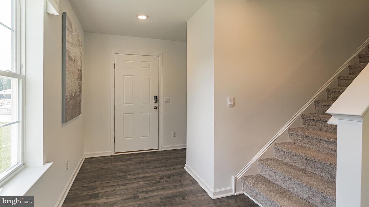 315 Edison Drive Property Photo 2