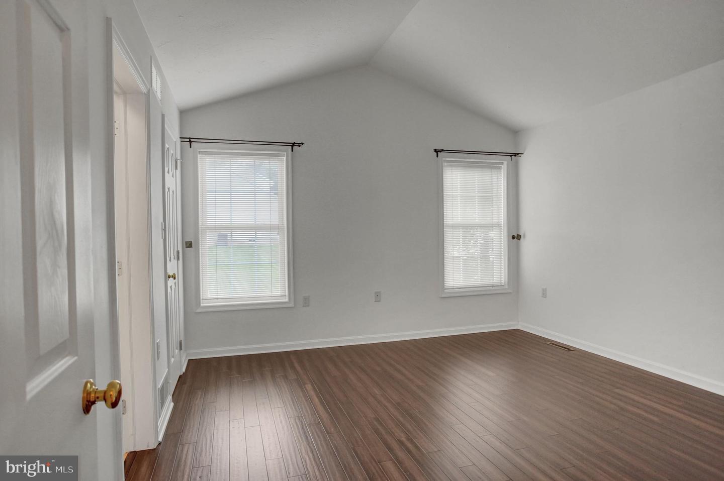 201 Eleah's Xing Property Photo 21