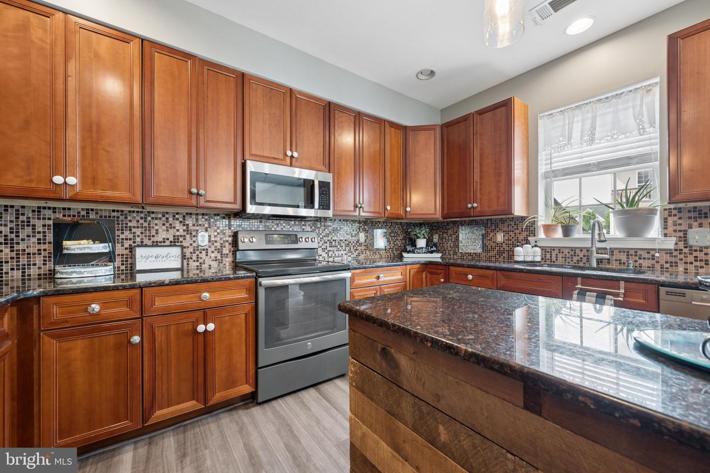 3659 Rolling Hills Drive Property Photo 15