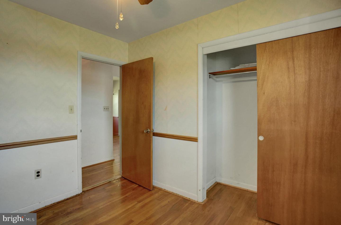 347 Catherine St Property Photo 17