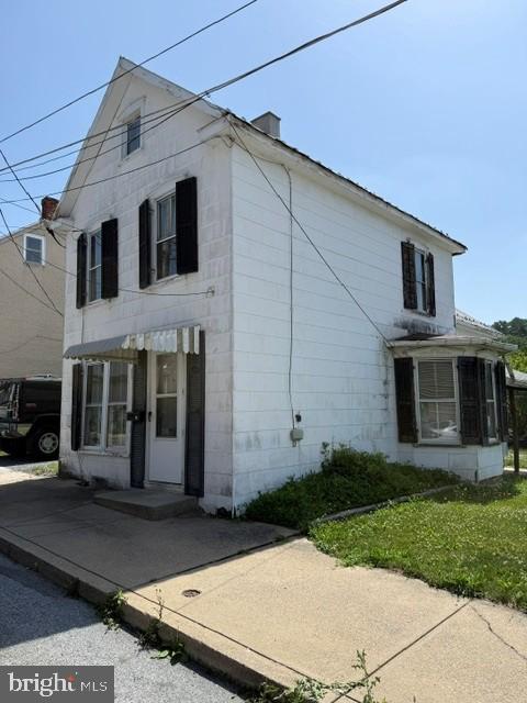 27 Cottage Street Property Photo 1