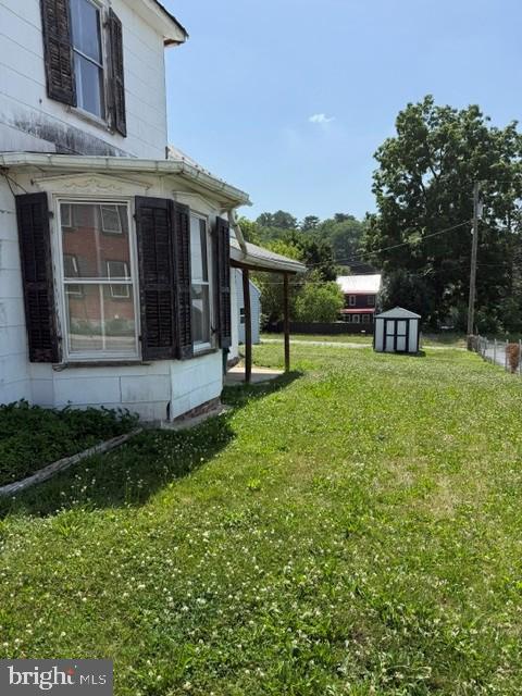 27 Cottage Street Property Photo 4