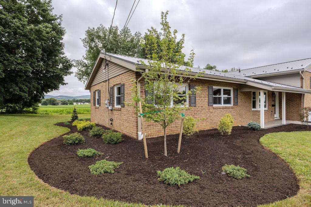 220 Hartzell Drive Property Photo 8