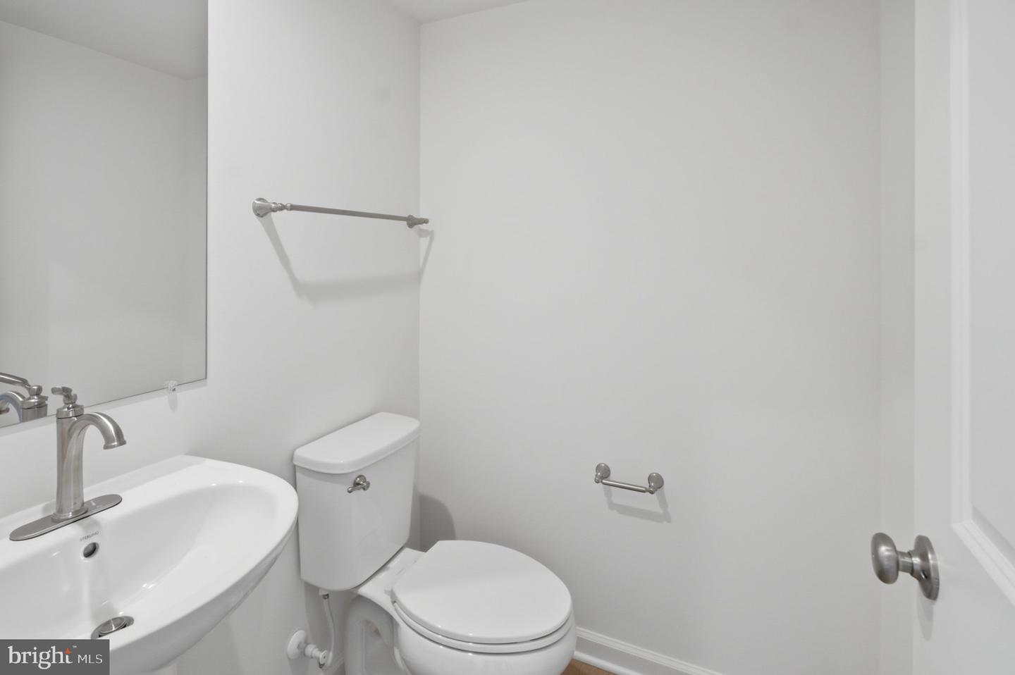 2352 Wind River Dr Property Photo 34
