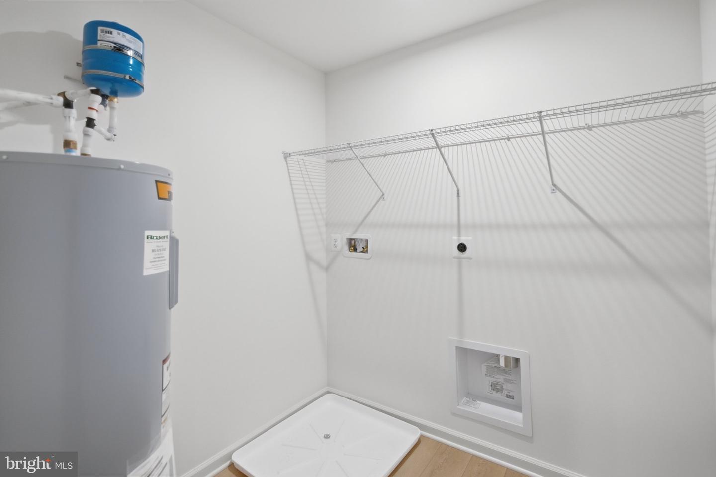 2352 Wind River Dr Property Photo 35