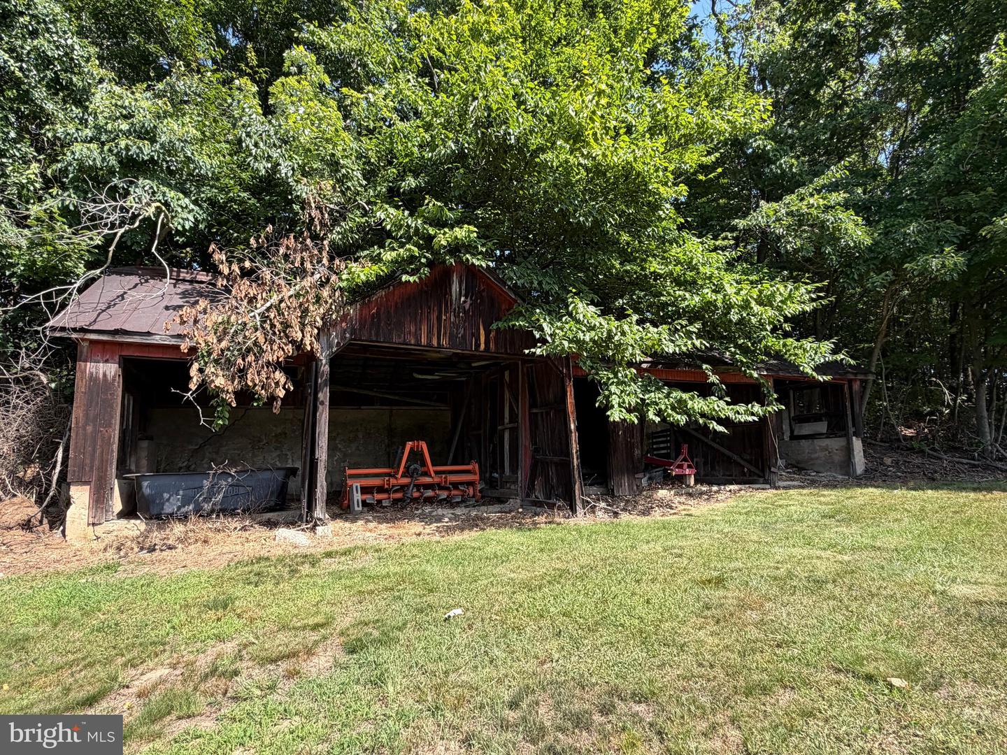 Tract 1: 56+/- Acres At 9611 Circle Drive Property Photo 97