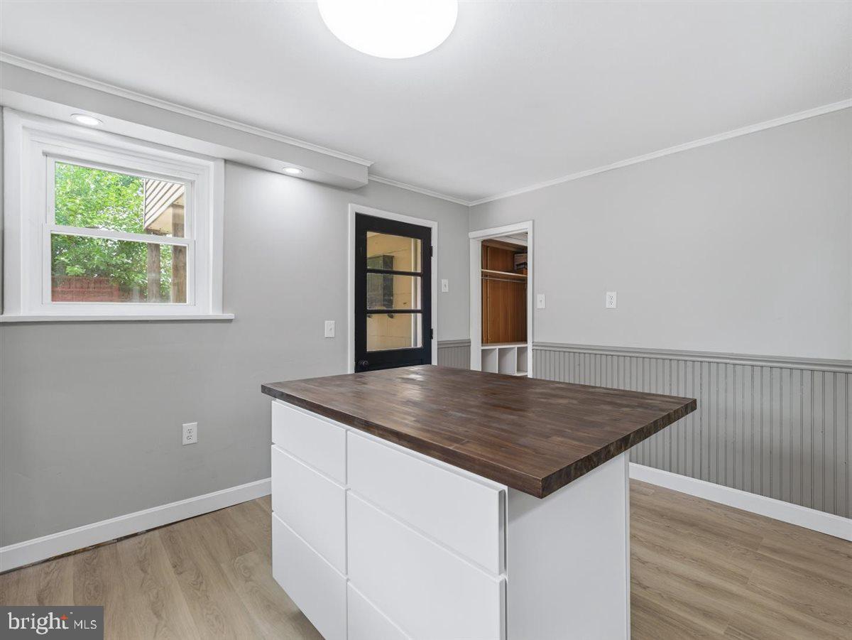 111 Harrison Ave Property Photo 5
