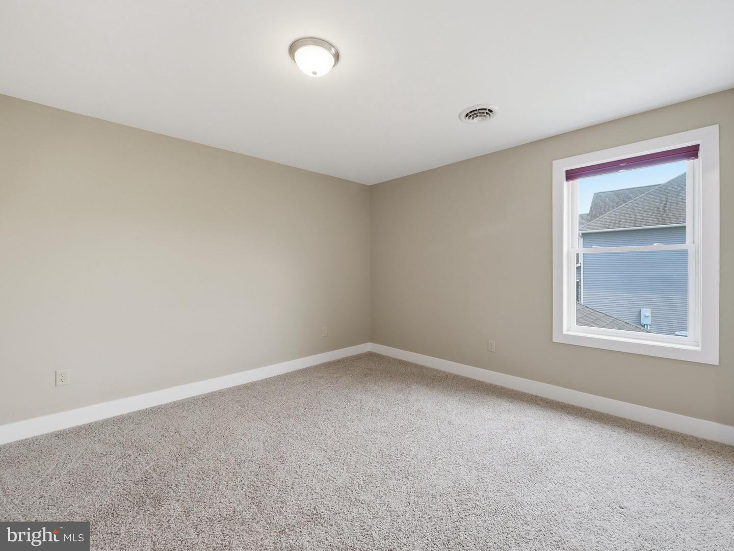 711 Starr Ave Property Photo 30