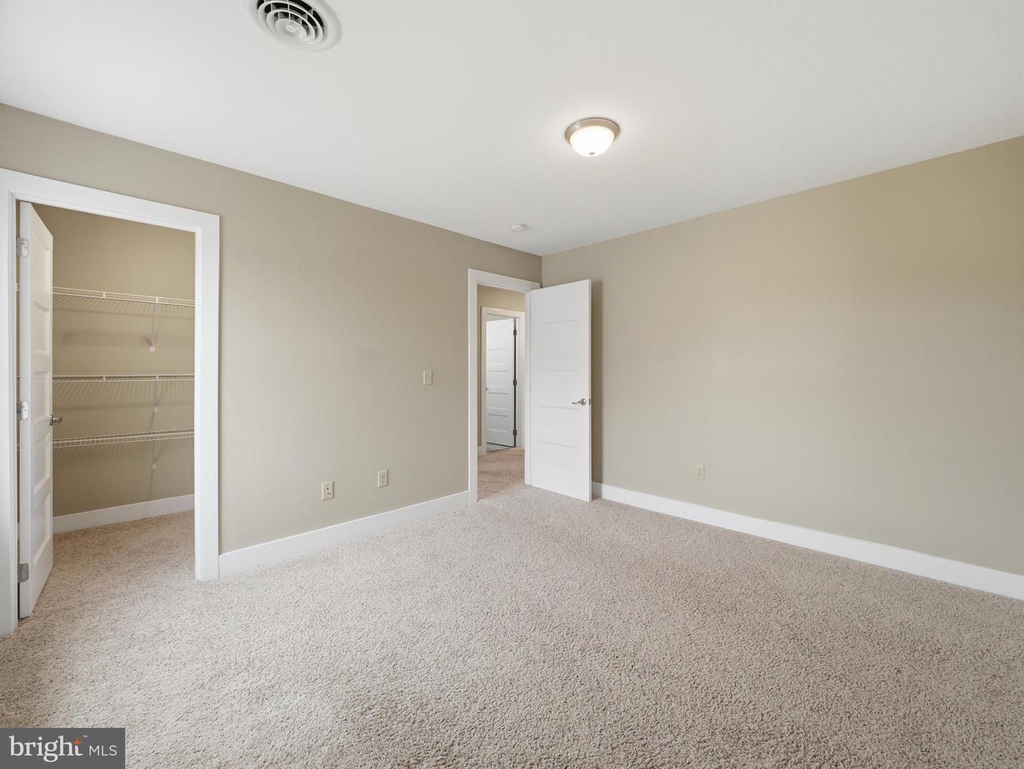 711 Starr Ave Property Photo 31