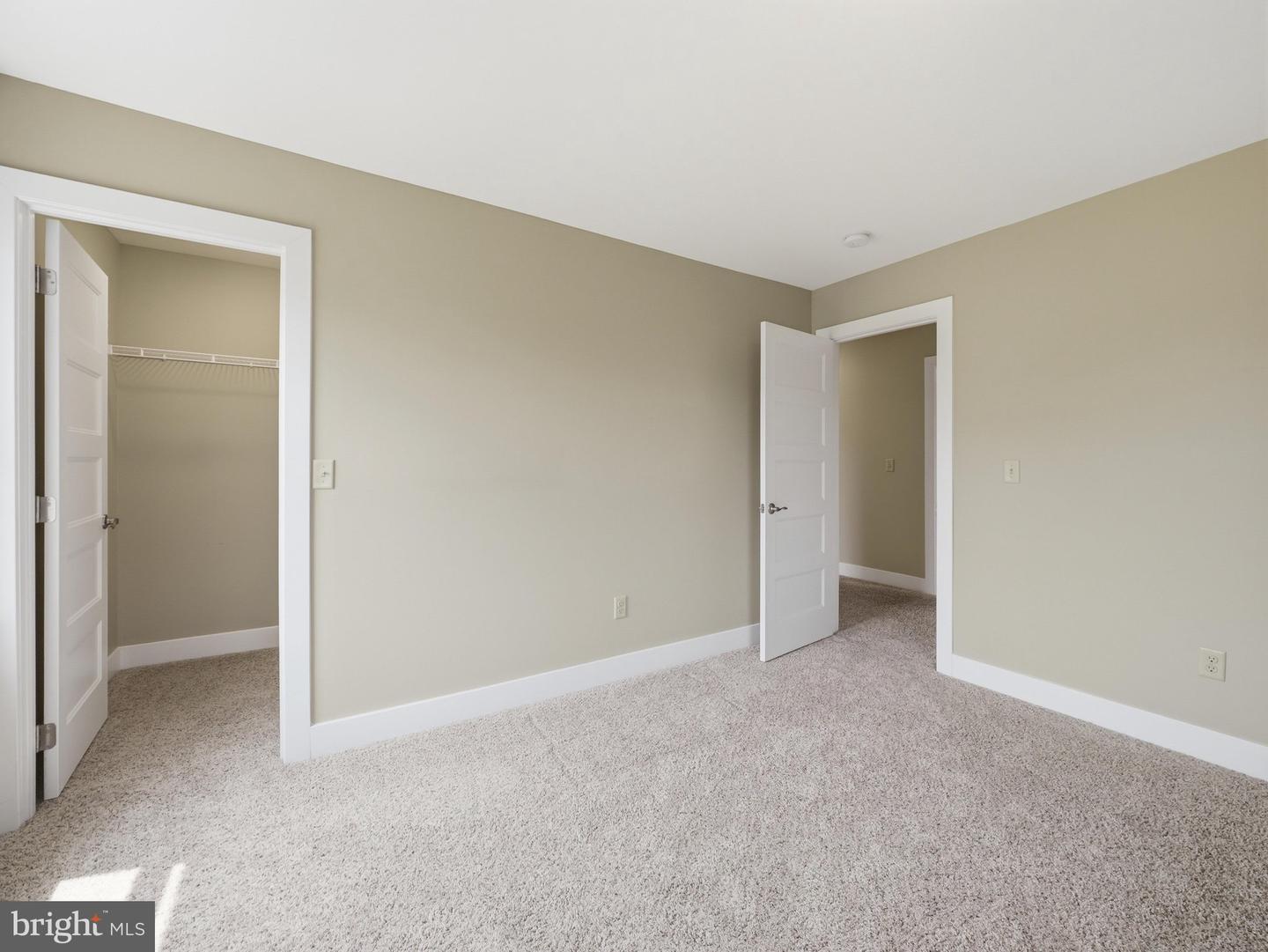 711 Starr Ave Property Photo 34