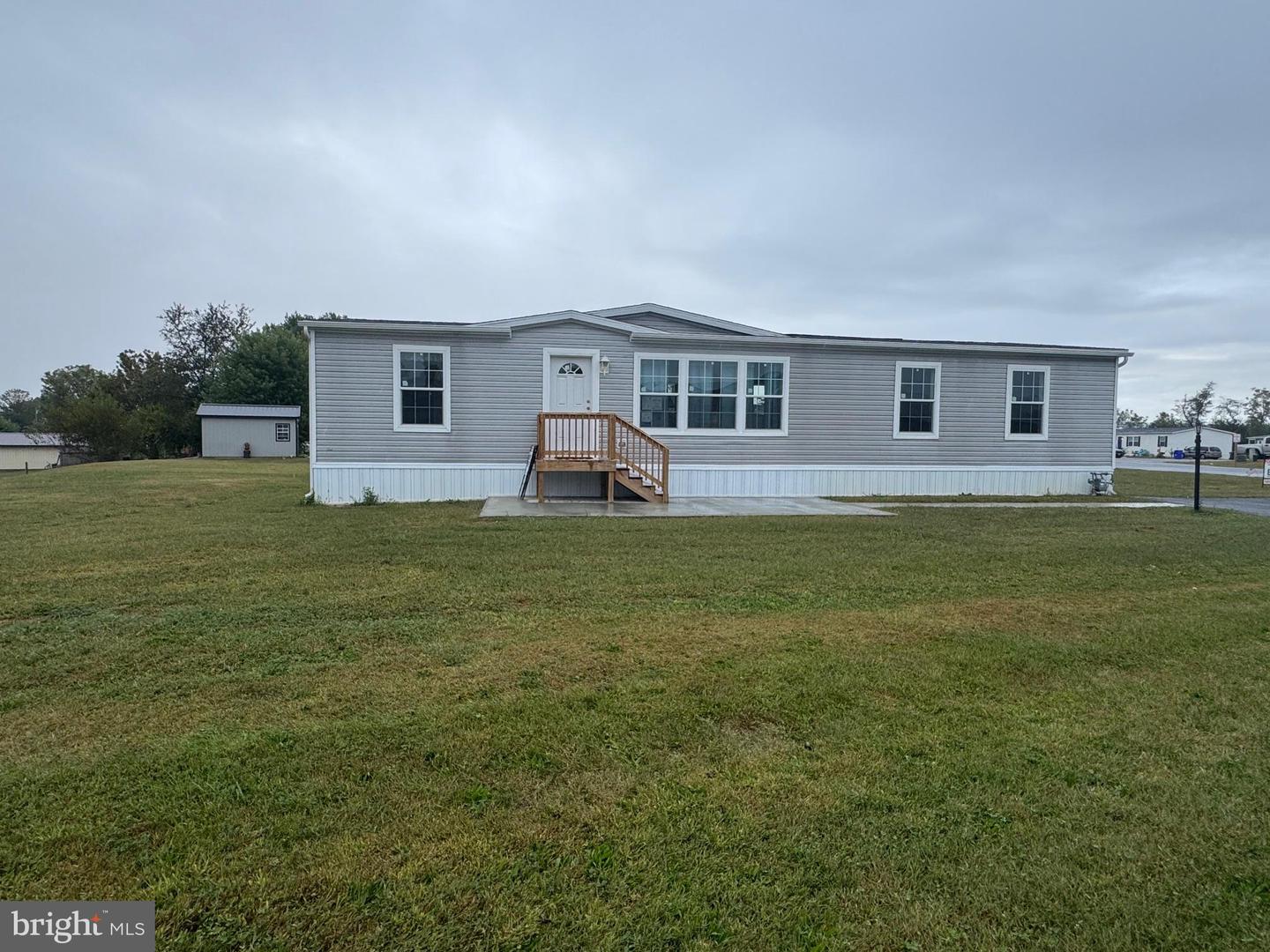 39 MAIZEFIELD DRIVE