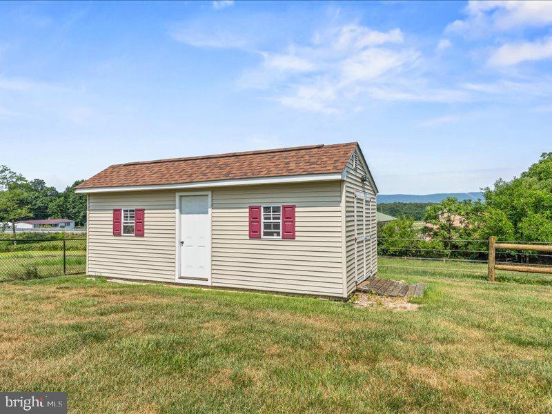 7246 Smith Rd Property Photo 16