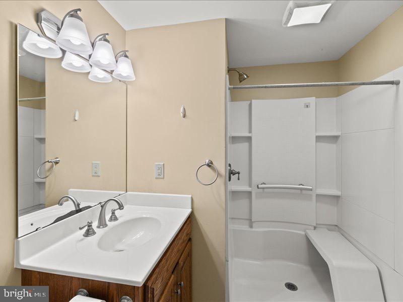 7246 Smith Rd Property Photo 38