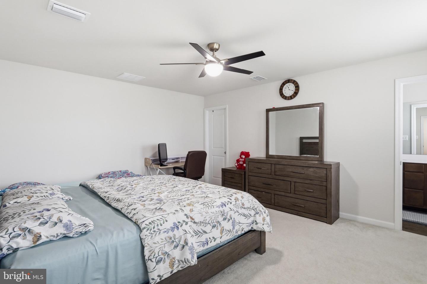 145 Peridot Dr Property Photo 14