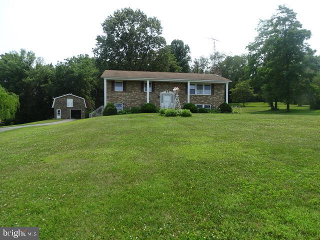 8114 Diehls Woods Road Property Photo 1