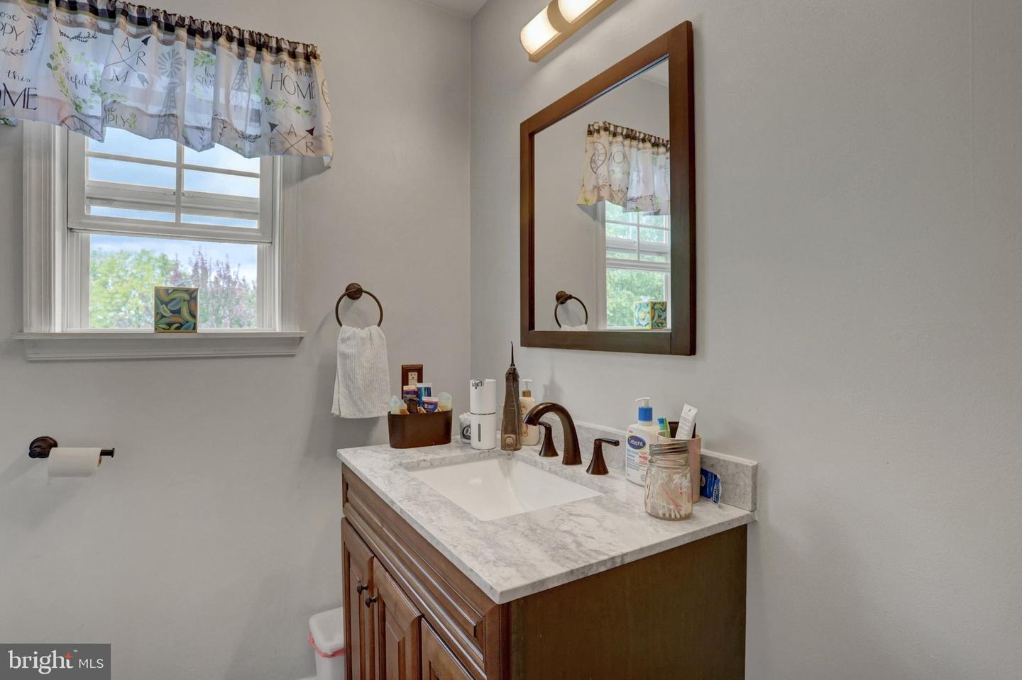 136 S Phillips Avenue Property Photo 14