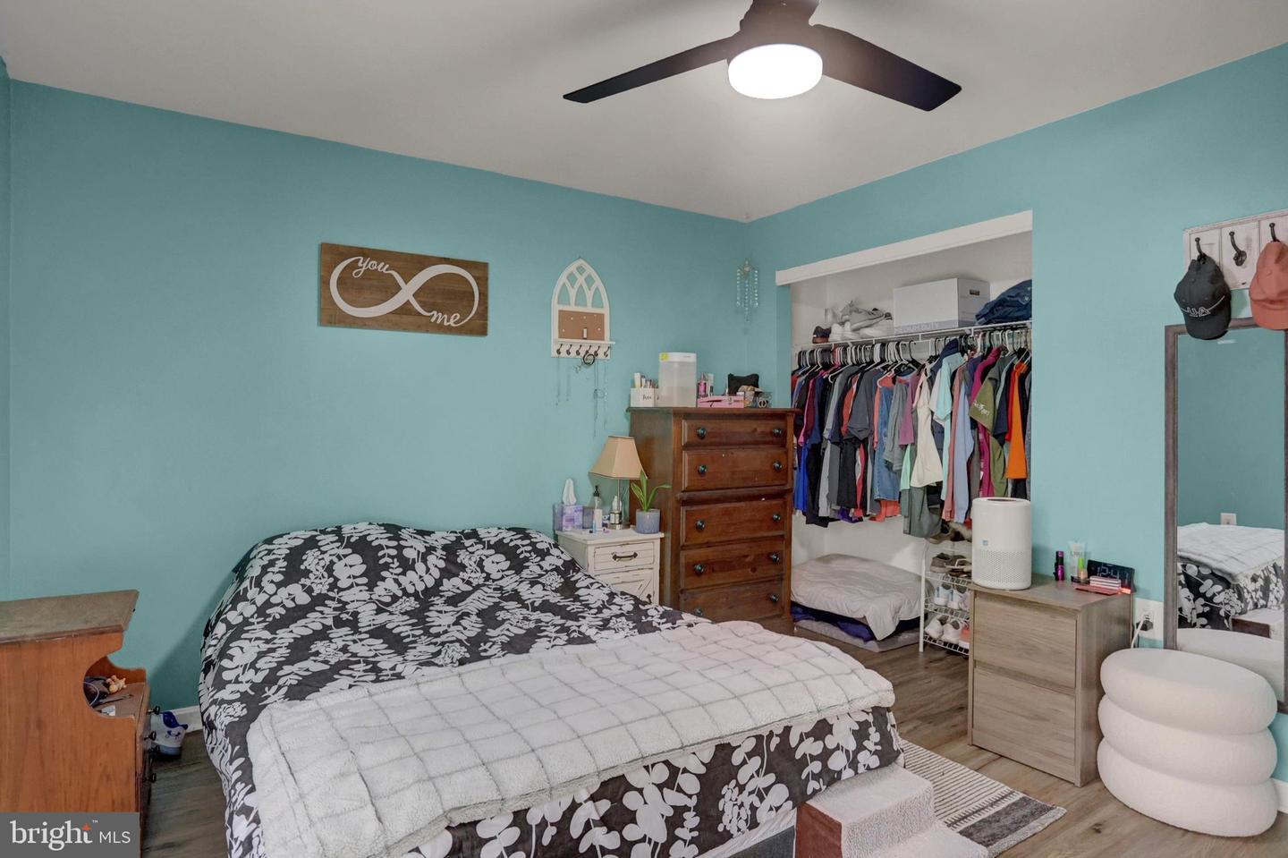 136 S Phillips Avenue Property Photo 16