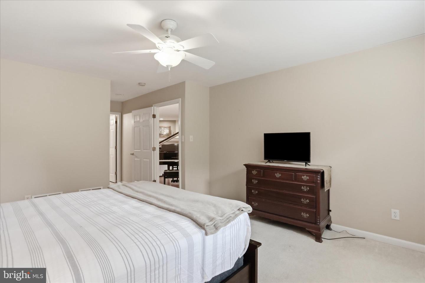 254 Phoenix Dr Property Photo 23