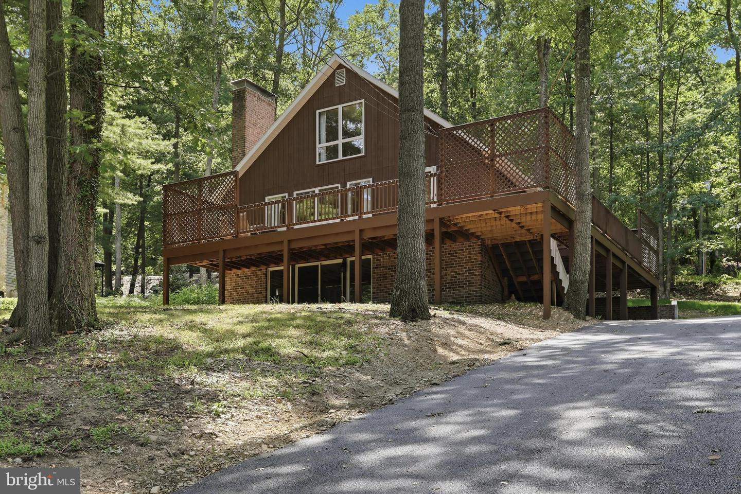 8147 Michaux Drive Property Photo 1