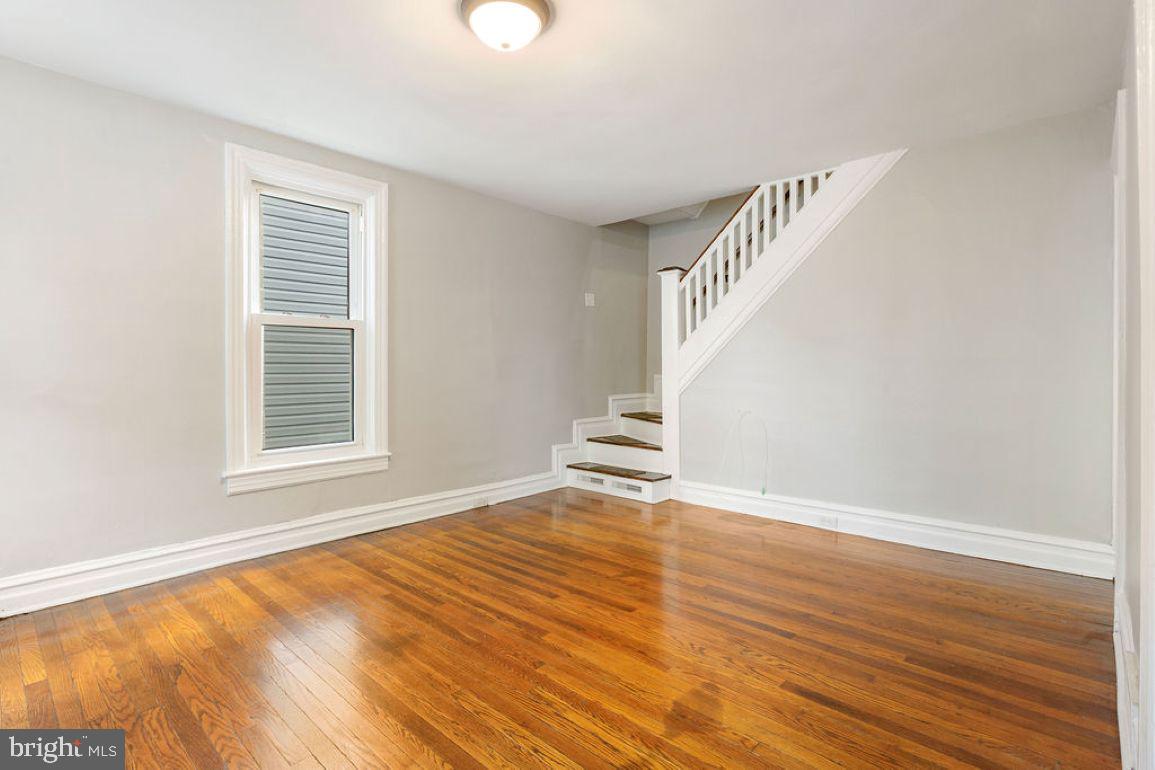 267 Park Street Property Photo 3