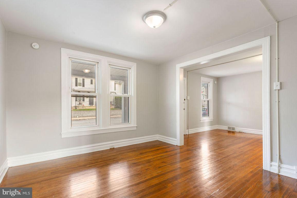 267 Park Street Property Photo 6