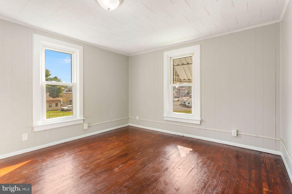 267 Park Street Property Photo 20