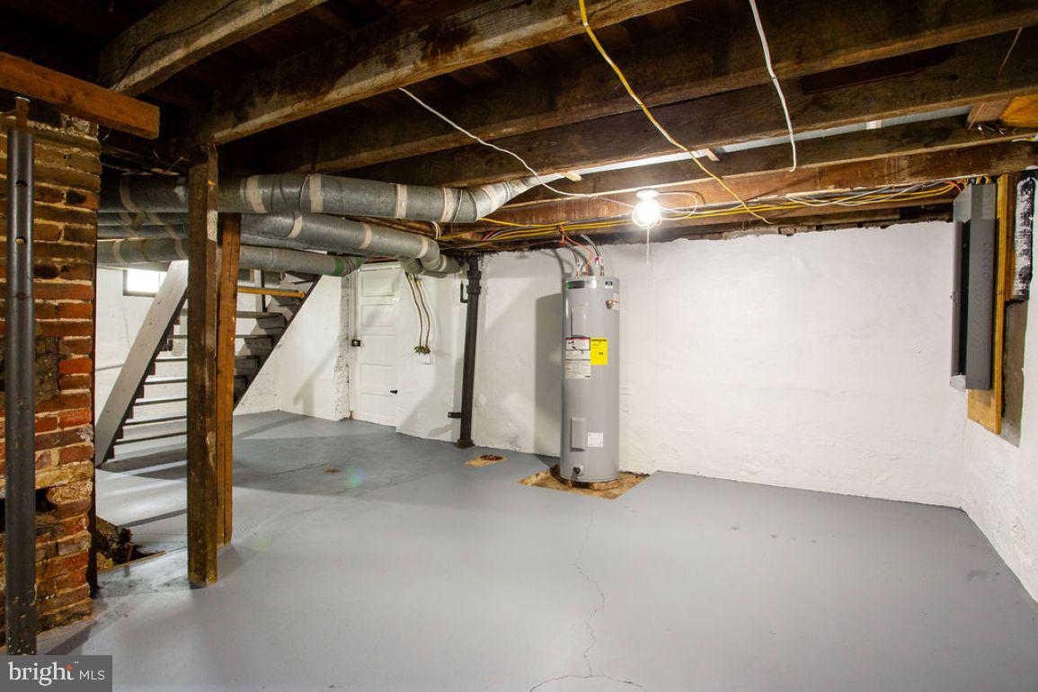 267 Park Street Property Photo 25