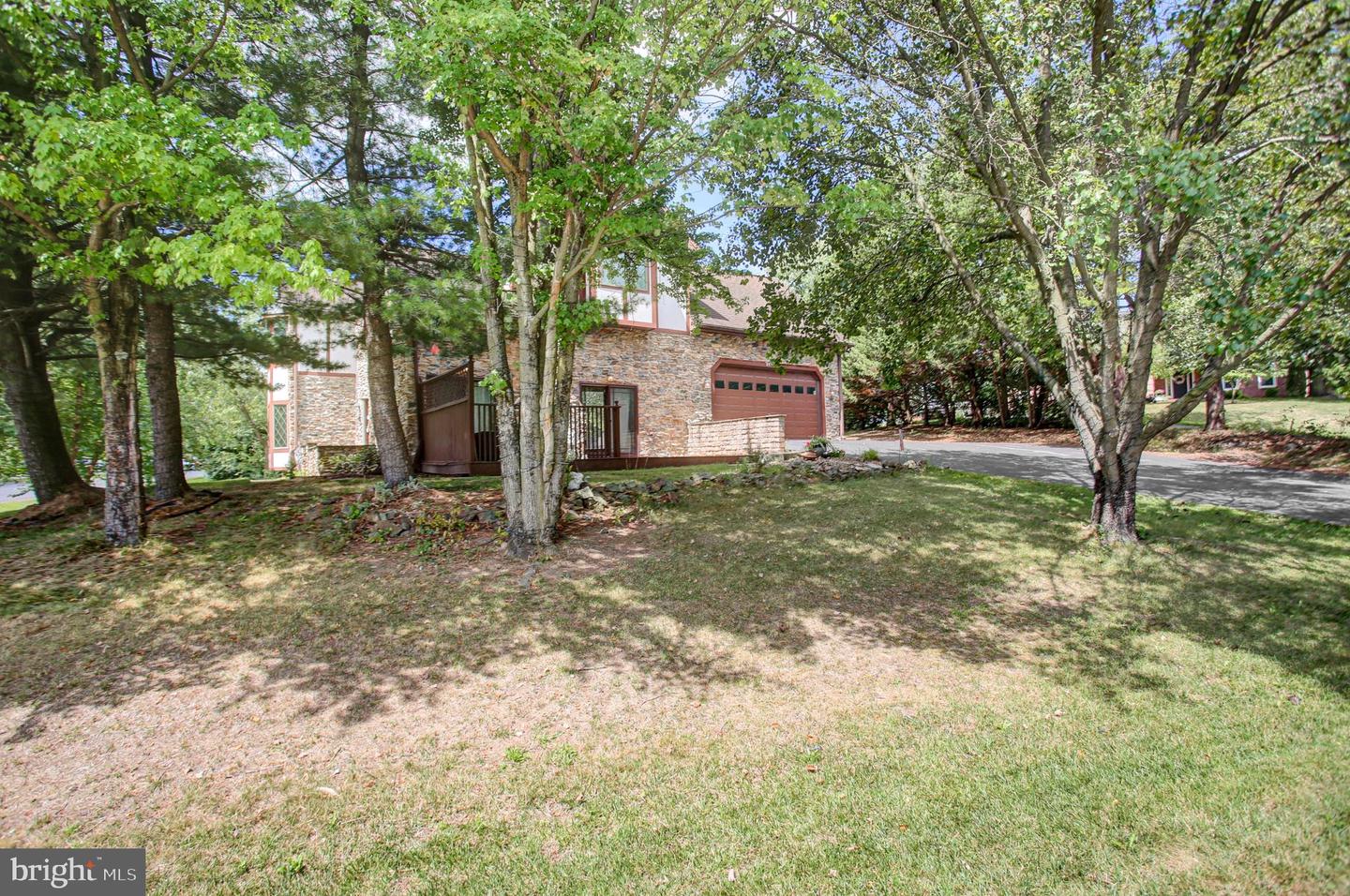 2013 Castlegreen Ct Property Photo 5