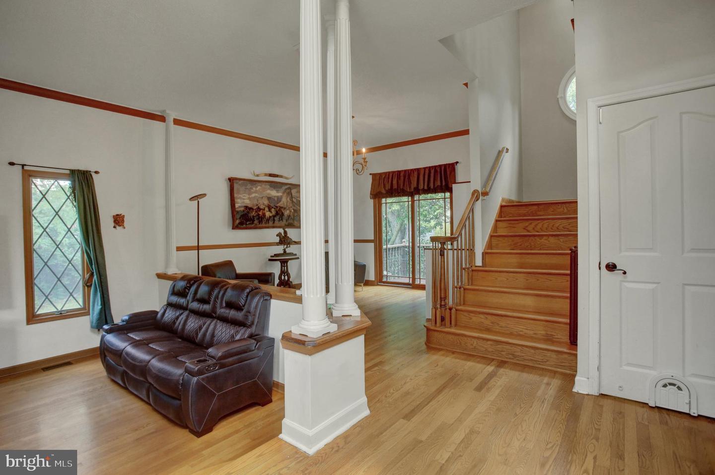 2013 Castlegreen Ct Property Photo 8