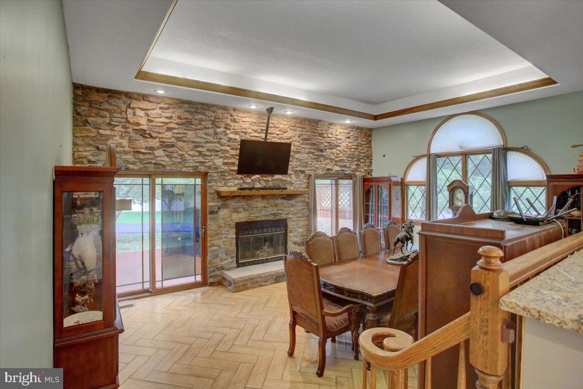 2013 Castlegreen Ct Property Photo 23