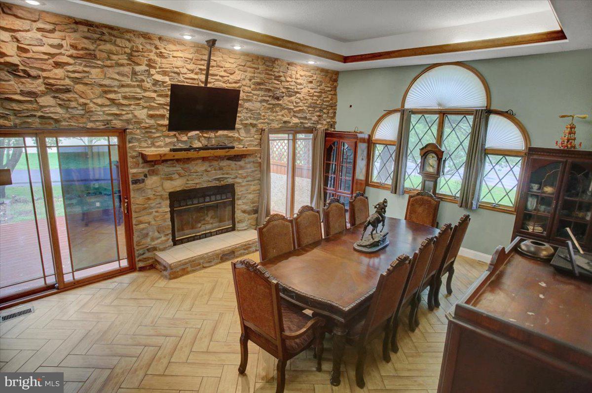 2013 Castlegreen Ct Property Photo 24