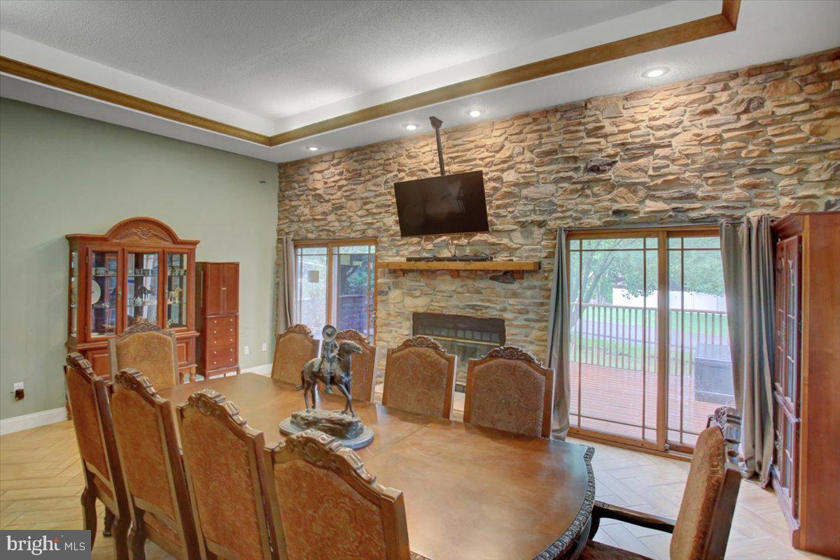 2013 Castlegreen Ct Property Photo 26