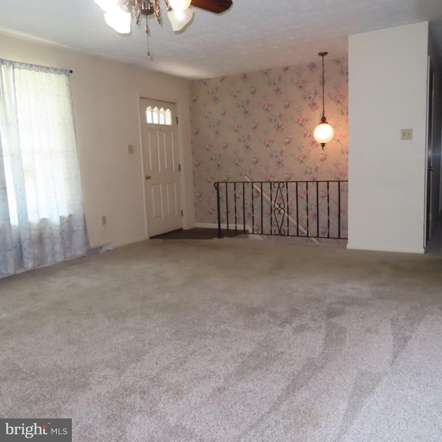 10 Surrey Court Property Photo 9