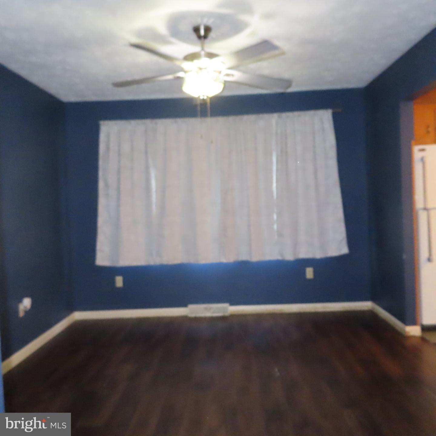 10 Surrey Court Property Photo 81