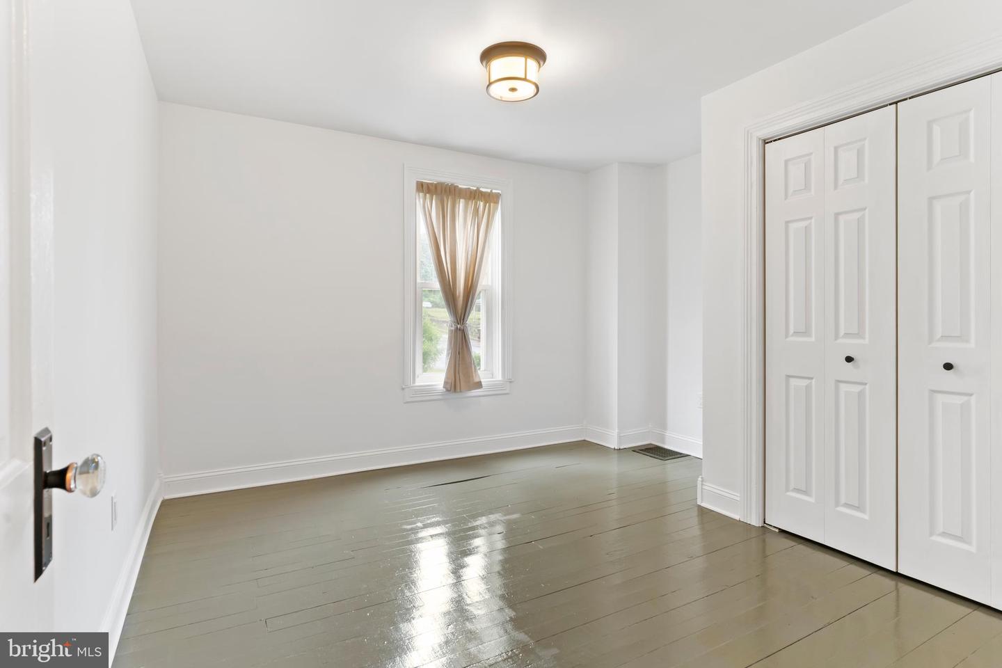 18680 Main Street Property Photo 35