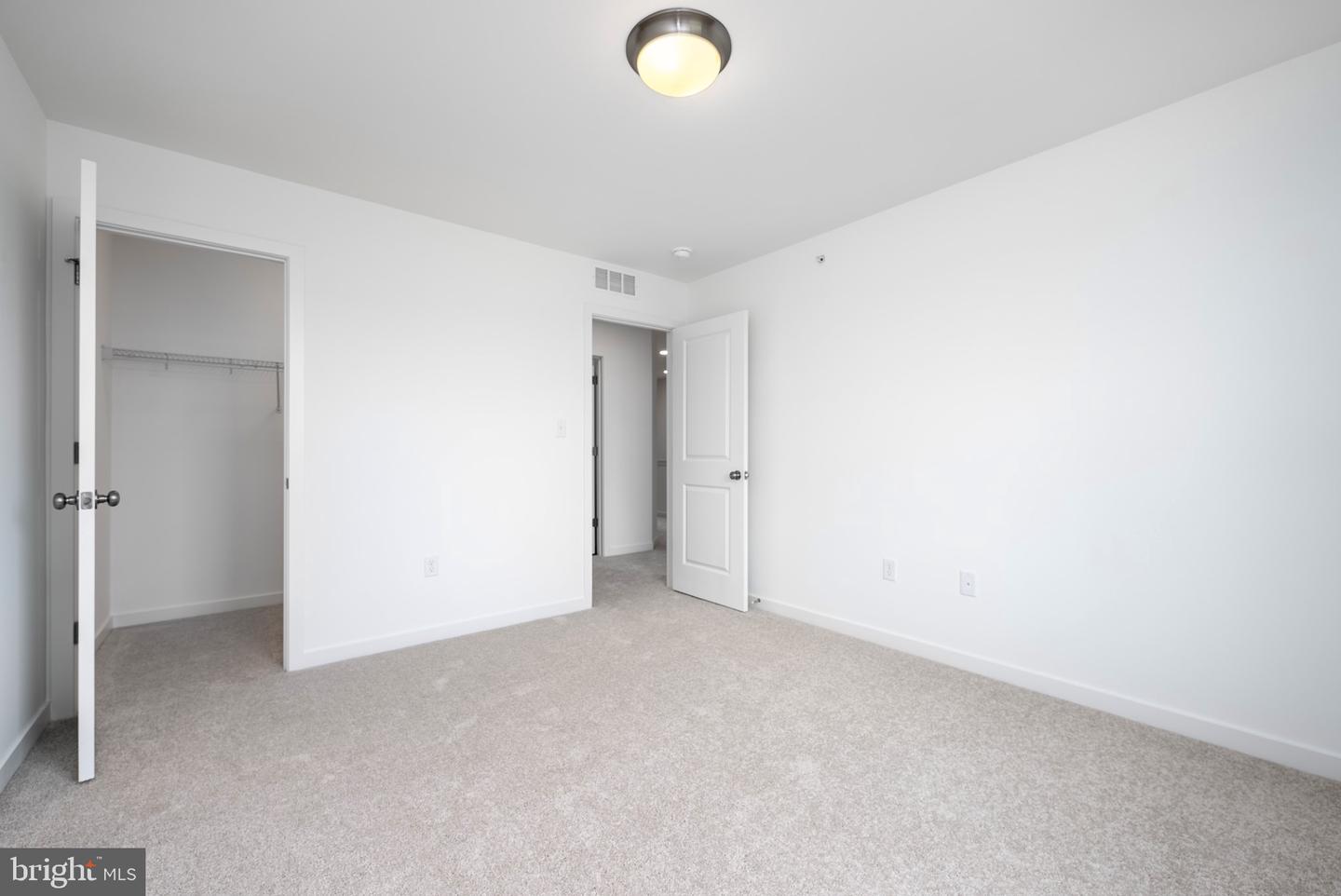 228 Central Way Property Photo 30