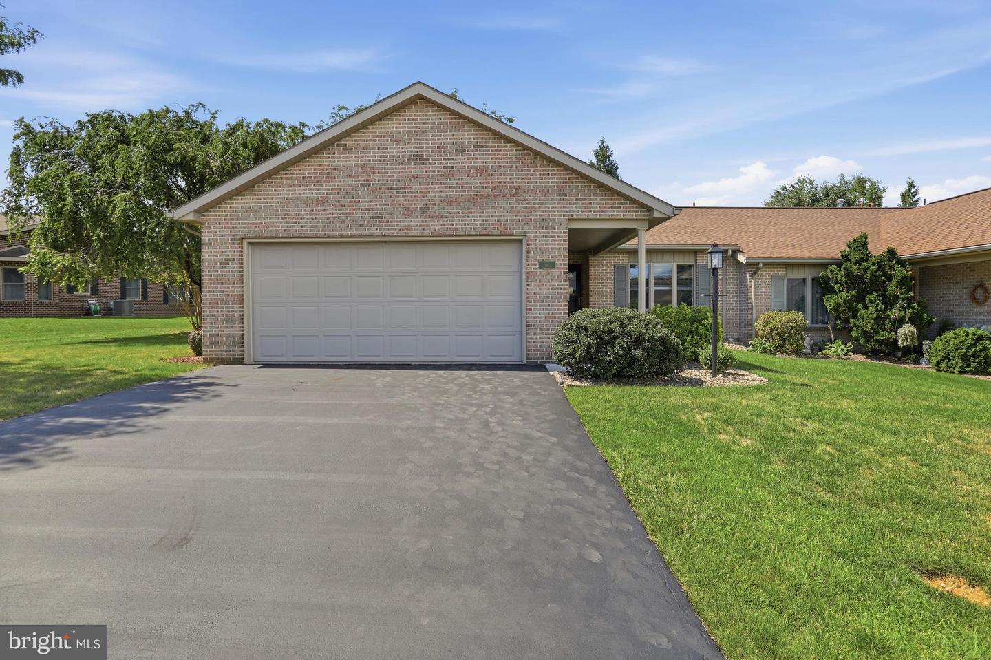 312 Woodvale Drive Property Photo 2