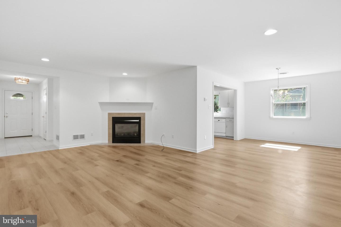 312 Woodvale Drive Property Photo 11