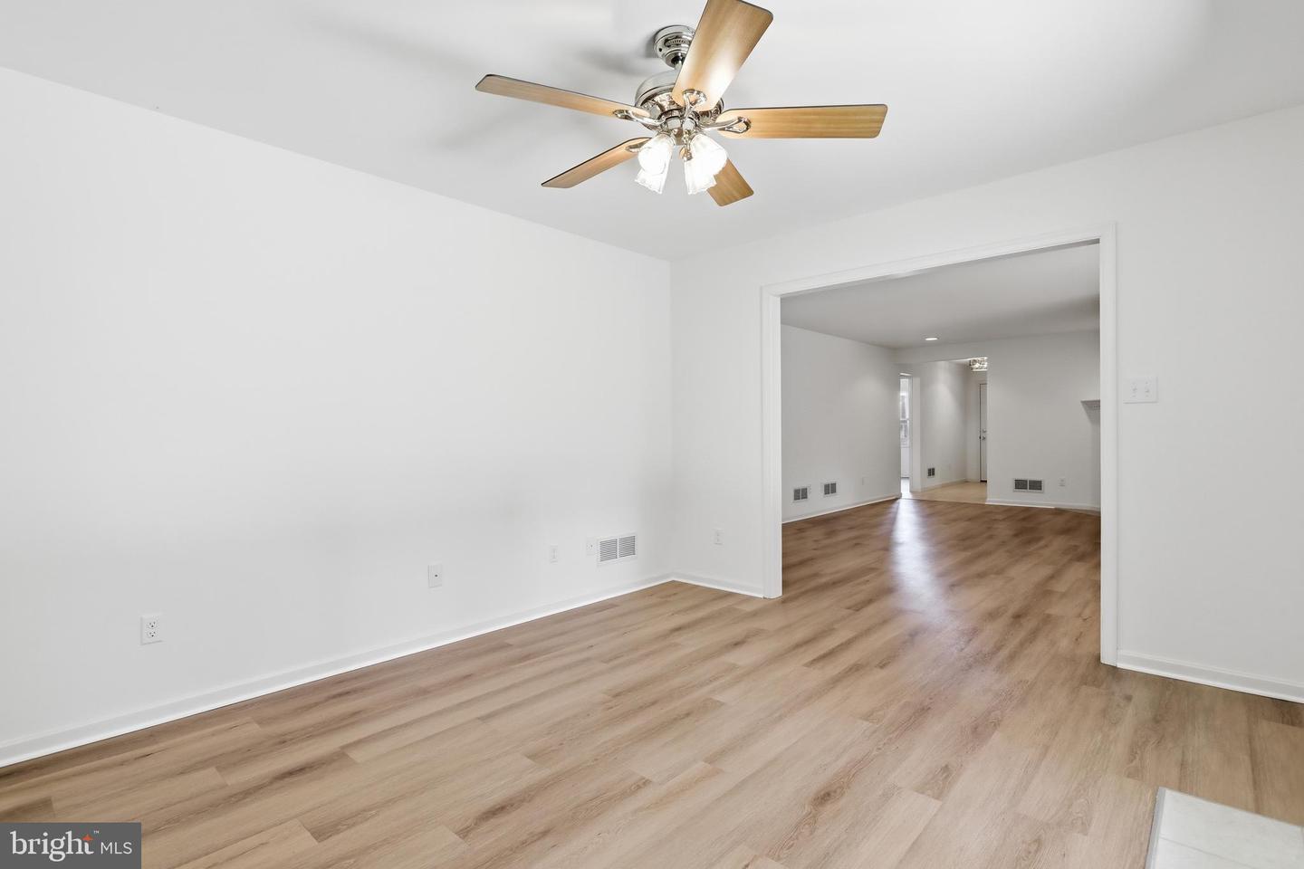 312 Woodvale Drive Property Photo 15