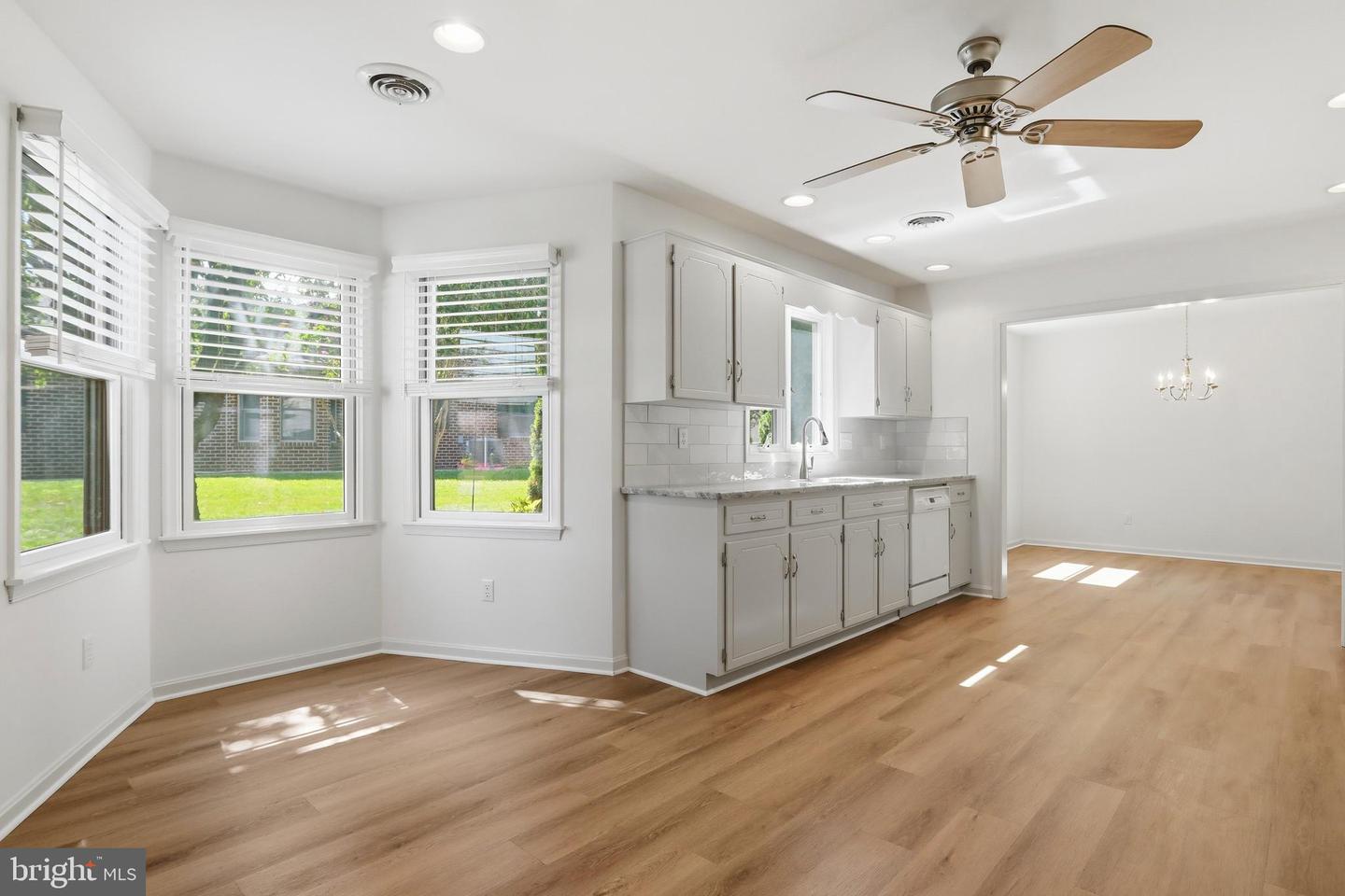 312 Woodvale Drive Property Photo 24