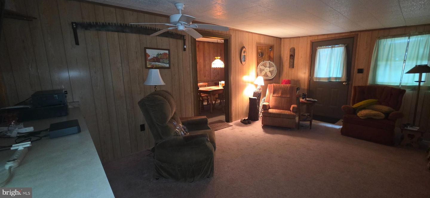 22760 Loop Rd Property Photo 11