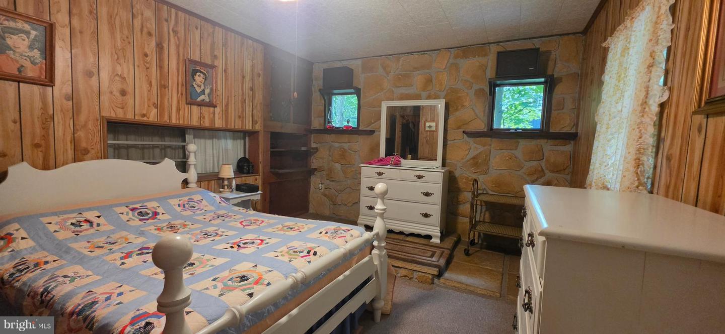 22760 Loop Rd Property Photo 20