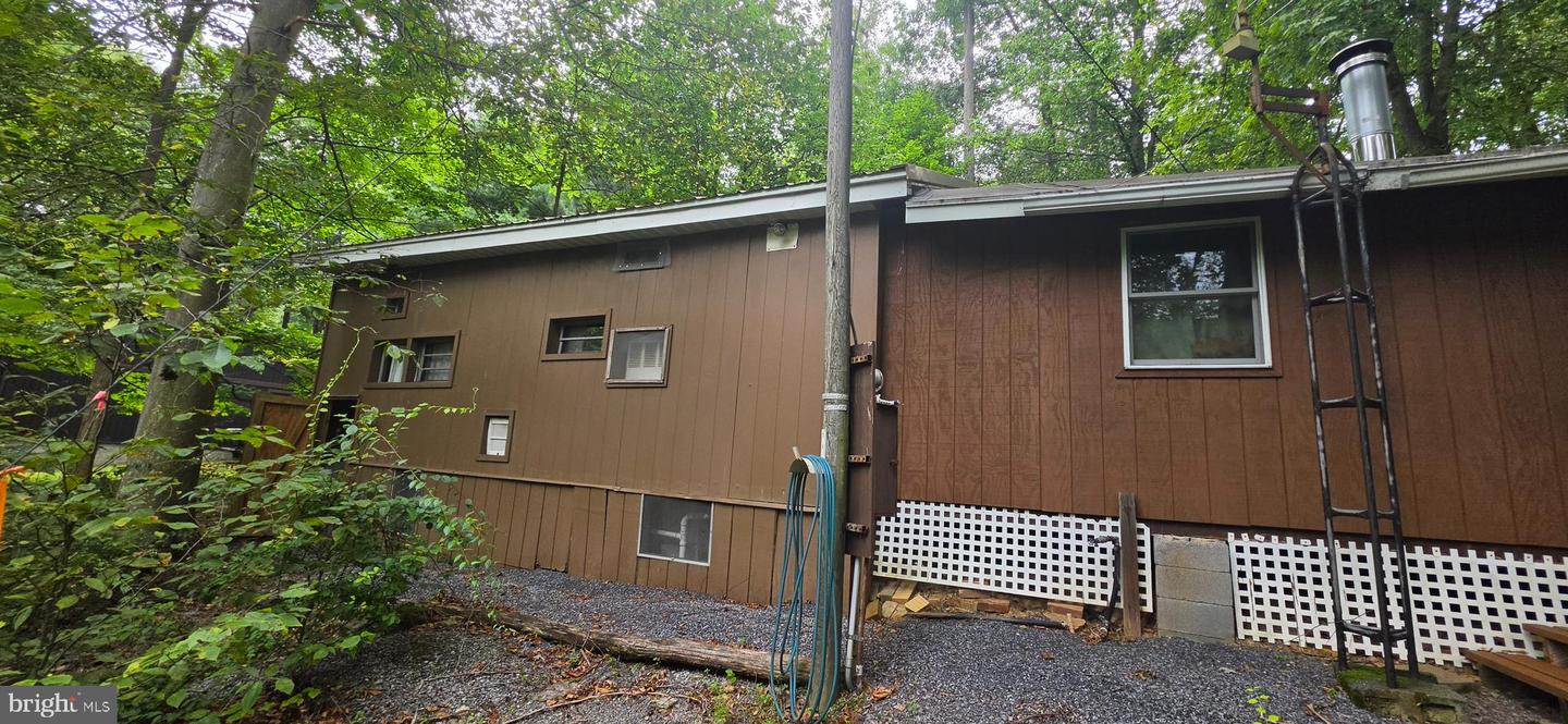 22760 Loop Rd Property Photo 23