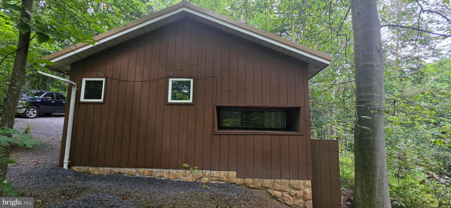 22760 Loop Rd Property Photo 26