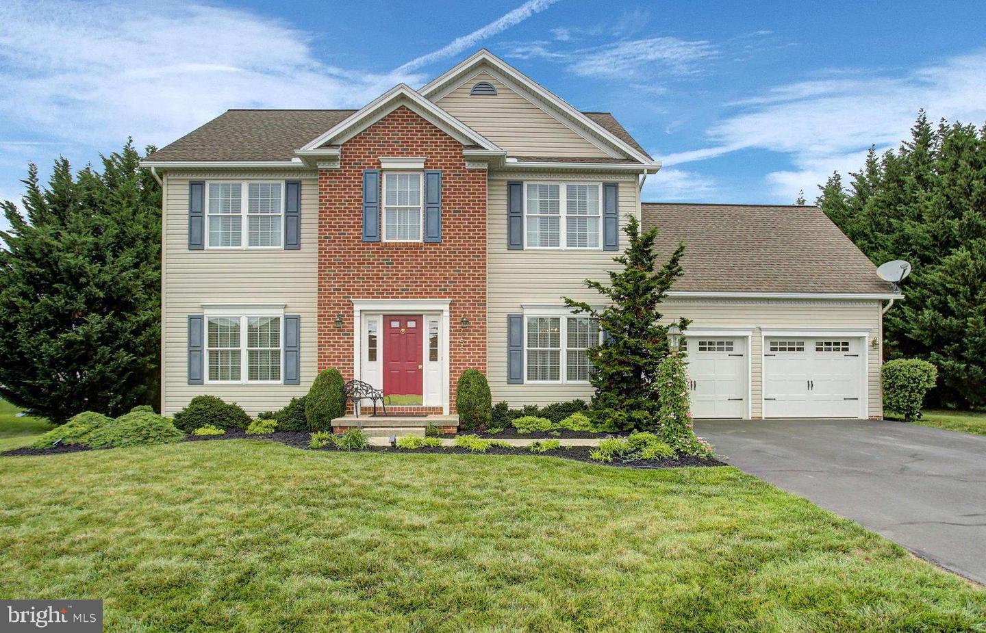 155 Eleahs Xing Property Photo 1