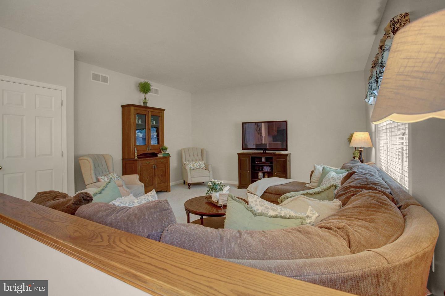 155 Eleahs Xing Property Photo 18