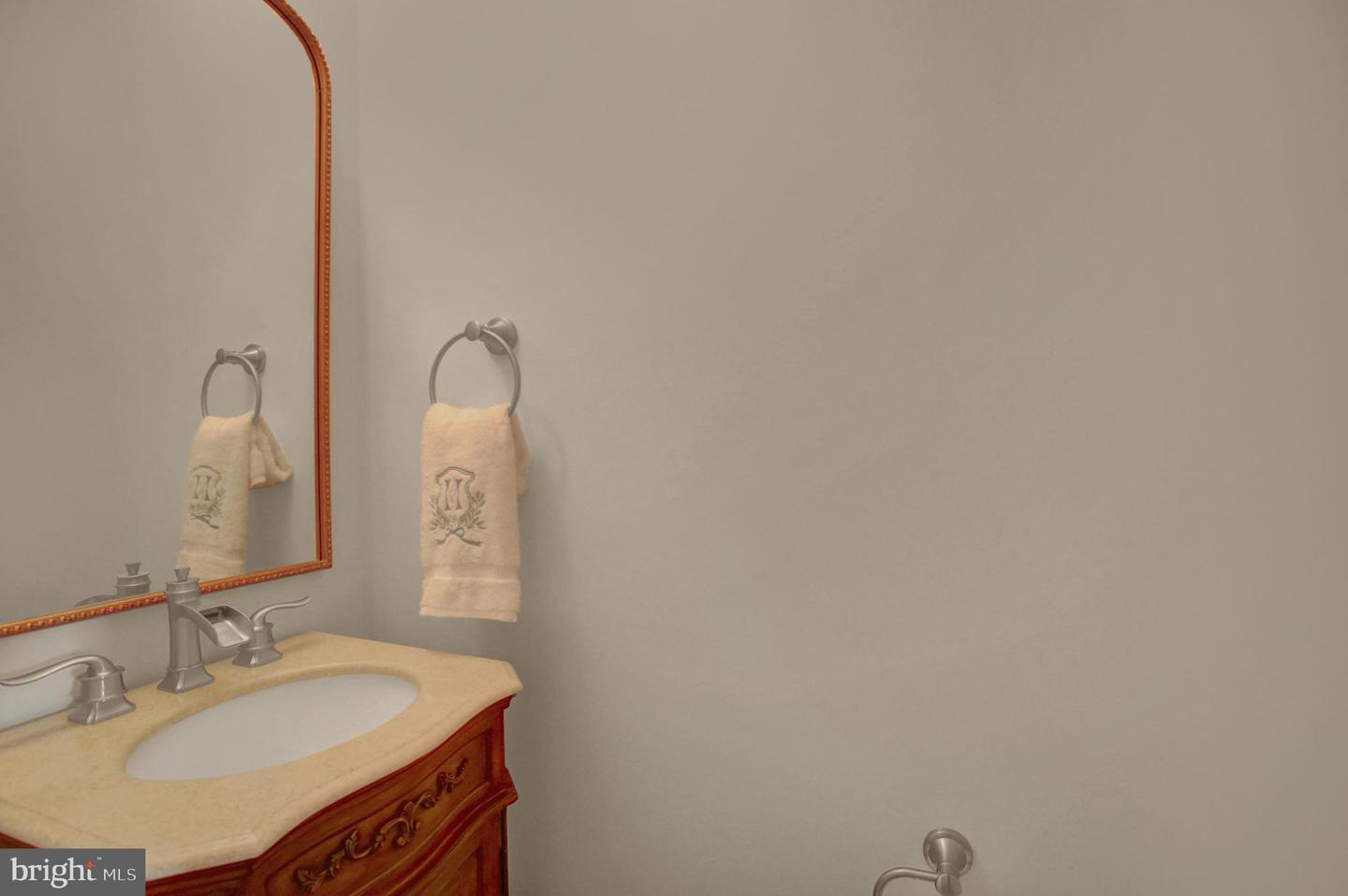 155 Eleahs Xing Property Photo 20