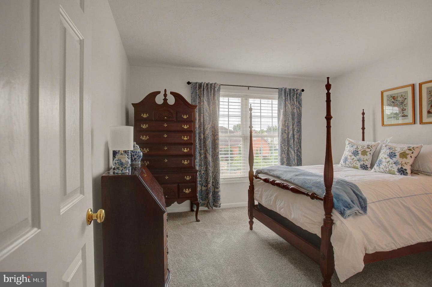 155 Eleahs Xing Property Photo 28
