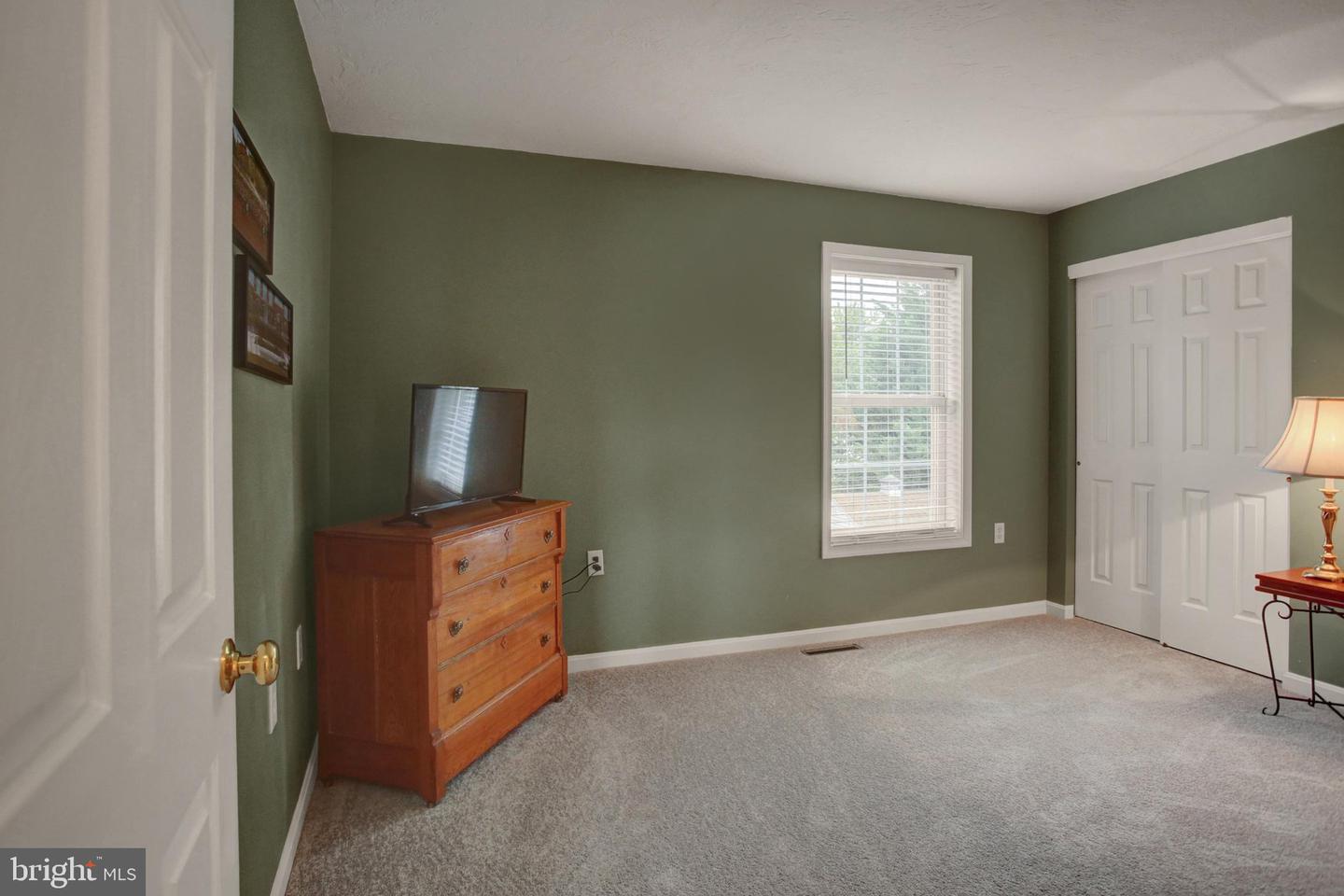 155 Eleahs Xing Property Photo 32